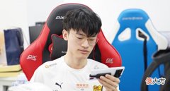【游戏迷】狼队又被E星零封,再输就要掉A组,小胖和向鱼成为狼队救命稻草!