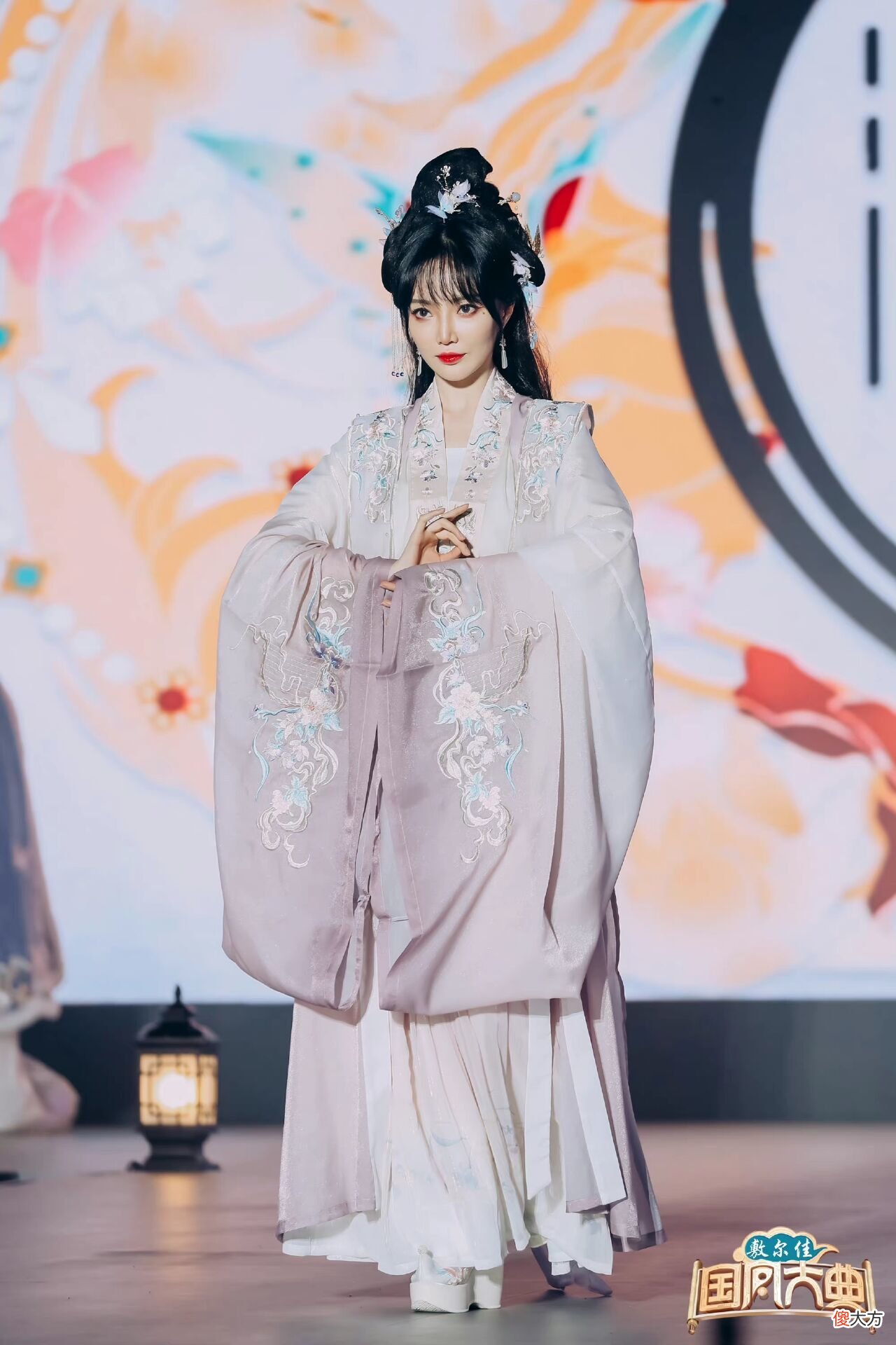 【就爱时尚】看了国风大典的“汉服”造型，才发现古装剧有多“拉胯”！
