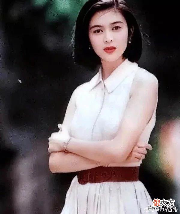 【时尚一点】学会给穿搭做“减法”!普通衣服也能高级上档次,做穿衣高手