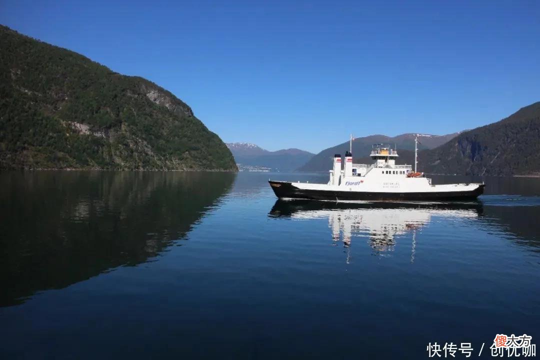 【星座控】7月底，挣脱霉运，将苦尽甘来，事业百尺竿头，富贵冲天的3个生肖