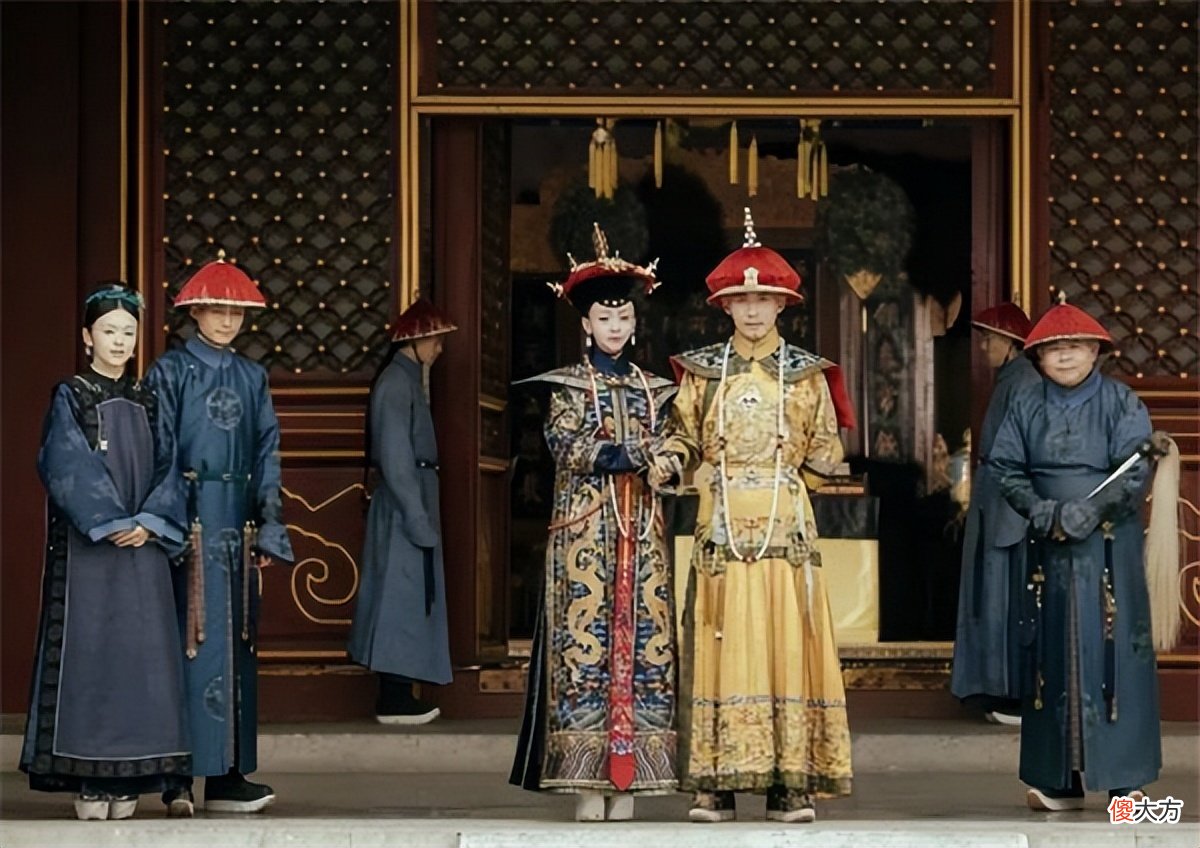 【爱历史】古代皇帝龙袍不能水洗，穿臭了怎么办？原来是贫穷限制了想象力