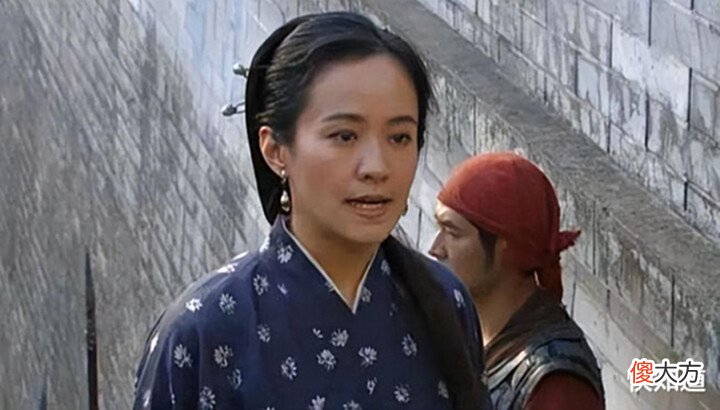【历史故事】朱元璋到寡妇家避难，临走时寡妇担心怀孕，朱元璋的做法让人敬佩！
