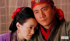 【历史故事】朱元璋到寡妇家避难，临走时寡妇担心怀孕，朱元璋的做法让人敬佩！