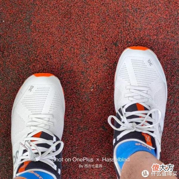 【就爱时尚】跑鞋评测 篇五：On昂跑Cloudsurfer6跑鞋上脚60公里实测心得