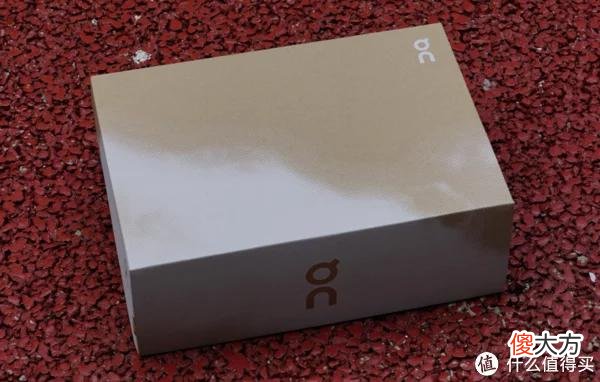 【就爱时尚】跑鞋评测 篇五：On昂跑Cloudsurfer6跑鞋上脚60公里实测心得