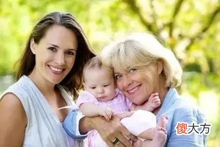 如今，姥姥带孩子成主力军，奶奶去哪儿了？