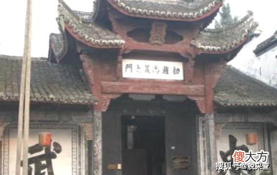 【历史故事】三国第一谋略家诸葛亮，其实是一个心理大师，后人无人敢动