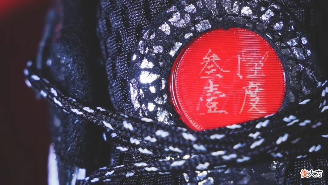 【就爱时尚】这也太帅了！两双新配色开箱，AG2X三星堆＆AG2X建盏