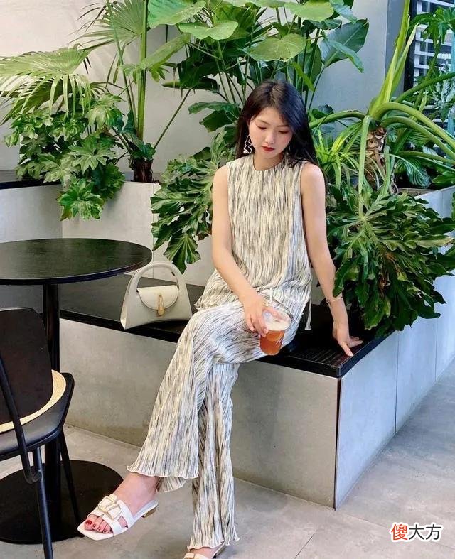 【就爱时尚】酷暑难耐，没有清凉的穿搭怎能安然度夏？八套穿搭典范，清凉实用
