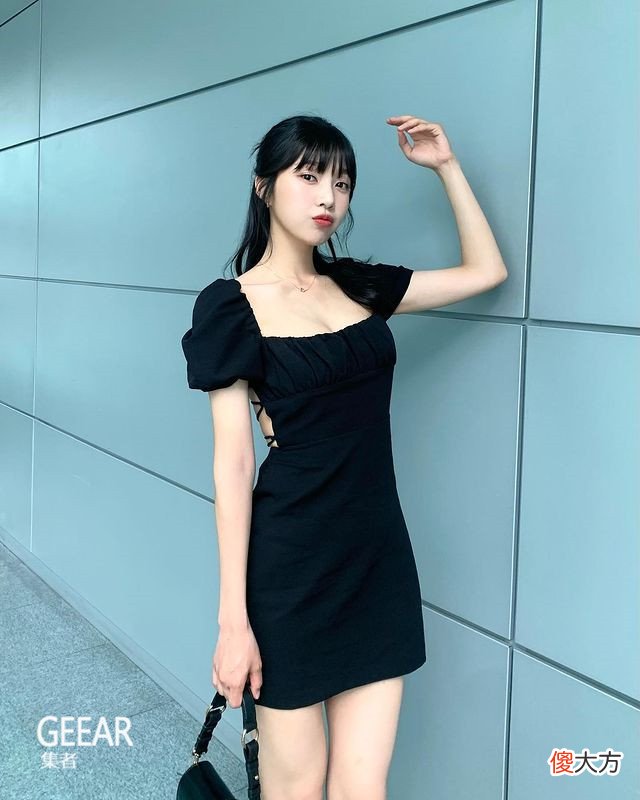【就爱时尚】韩国女明星都不约而同穿上这款Zara绑带短裙