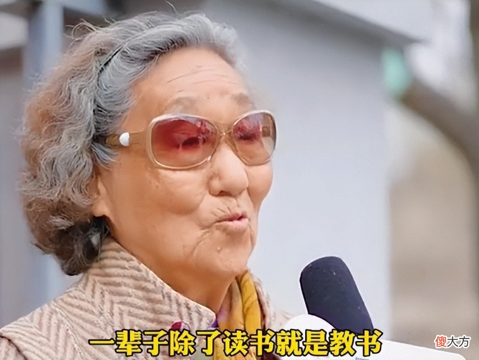 婆婆的“懒人带娃”方法，让两岁的孩子可爱聪明，方法值得借鉴