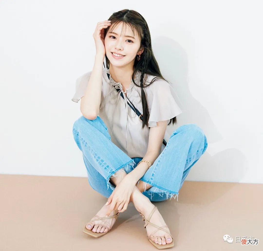 【时尚一点】从“时尚素人”变身“日杂模特”，造型师手把手教你！