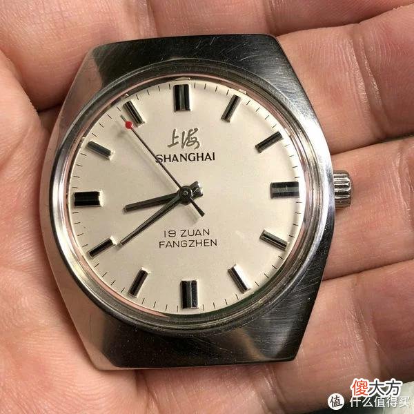 【就爱时尚】国表鉴赏之异形款上海7120手表保养