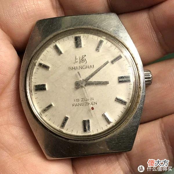 【就爱时尚】国表鉴赏之异形款上海7120手表保养