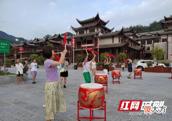 【就爱时尚】武陵源区：鼓韵中国范儿 我为旅发添光彩