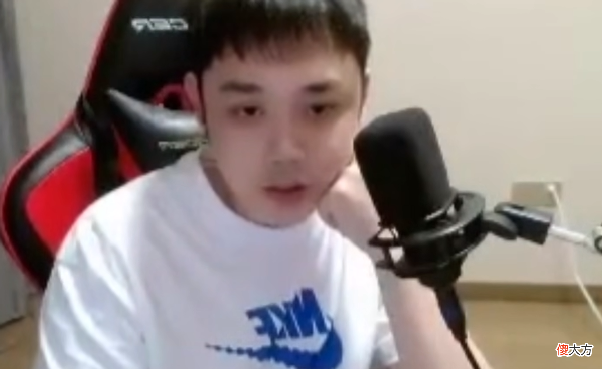 【游戏世界】月光锐评重庆狼队，直言突然发现今屿很强，狼队目前轮换有大问题