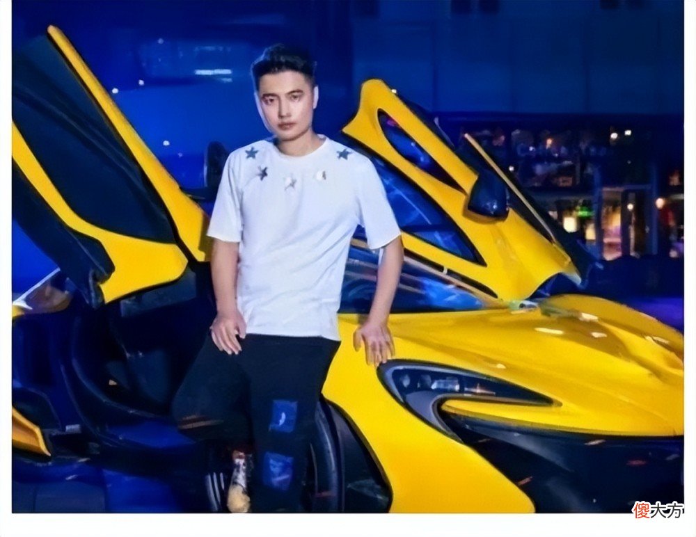 【游戏迷】童锦程遇到对手了!启大大仗义出手,帮助卖花的老婆婆后圈粉无数