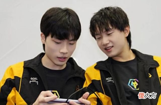 【游戏世界】今屿自作自受，狼队教练成背锅侠，网友：确实很固执