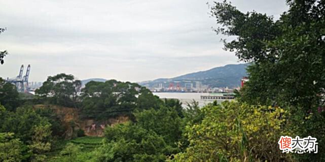 【爱历史】探秘福建唯一满族村,生活着清朝八旗官兵后裔,到处张贴满文对联