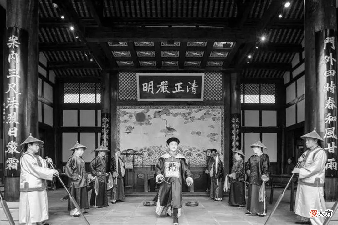 【历史故事】清代奇案:杀亲夫贤妇受酷刑,知府一眼辨真相,中计恶妇不打自招