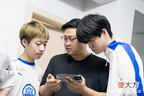 【游戏迷】KPL夏季赛：estar3-0狼队，狼星大战早就变味了，狼队已彻底陨落