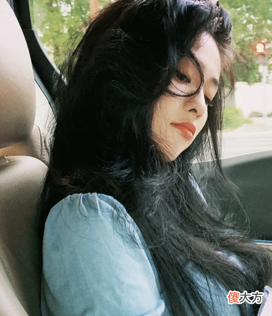 【时尚一点】可爱少女的日常搭配手册！看白鹿的穿搭准没错，保准清爽而又大方