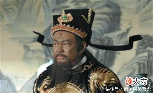 【爱历史】老农报案，牛舌头被偷了，包拯：你把牛杀了，小偷就会前来自首