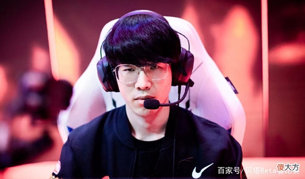 【游戏世界】LPL夏季赛：解说记得被冲了！因调侃theshy和JKL，得罪2人的粉丝