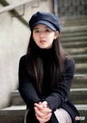 【时尚一点】赵露思带火了圆脸时尚穿搭，网友：这个界限女孩们就要把握好！