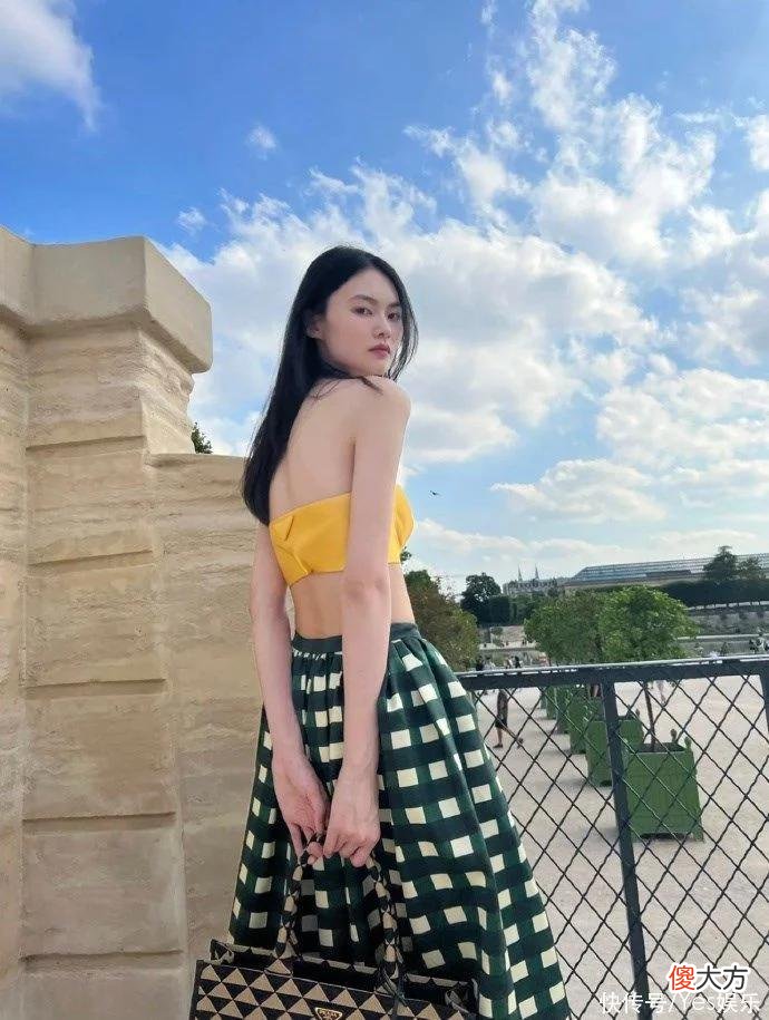 【时尚一点】贺聪夏日私服穿搭来袭 国模之光的衣品真的太可了