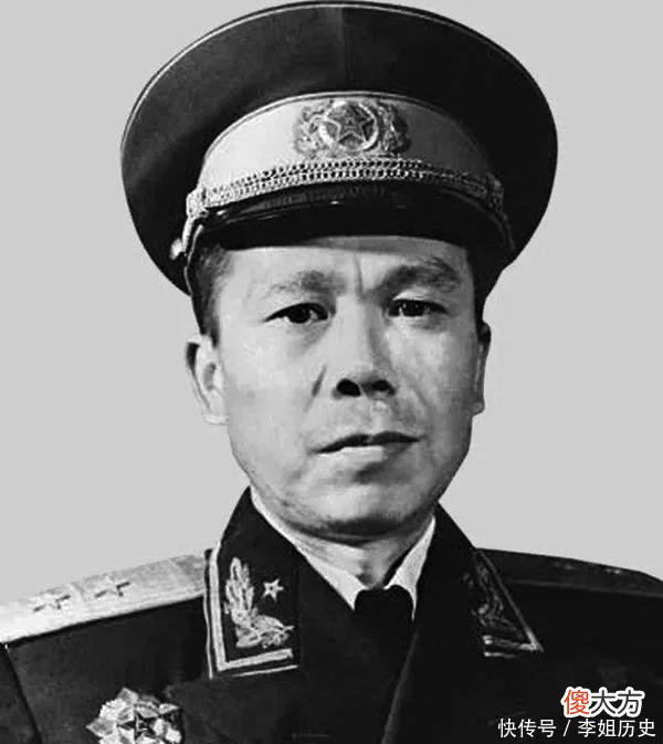 【历史故事】1955年，他被授予开国中将，但他还有一个身份，无人能及
