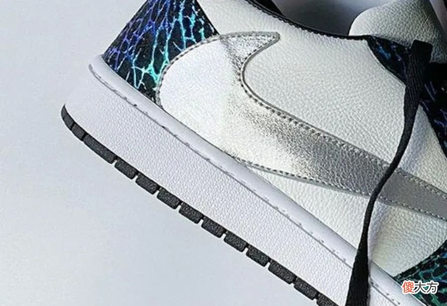 【就爱时尚】“倒钩”AJ1 新配色太帅了!还用上了爆裂纹设计!