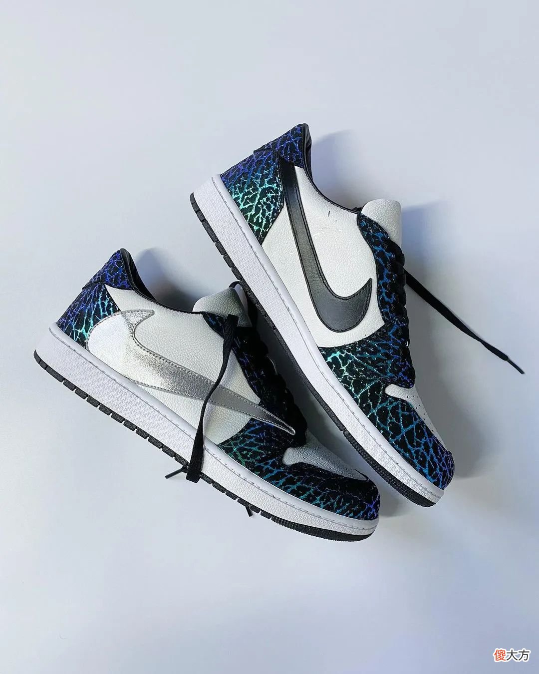 【就爱时尚】“倒钩”AJ1 新配色太帅了!还用上了爆裂纹设计!