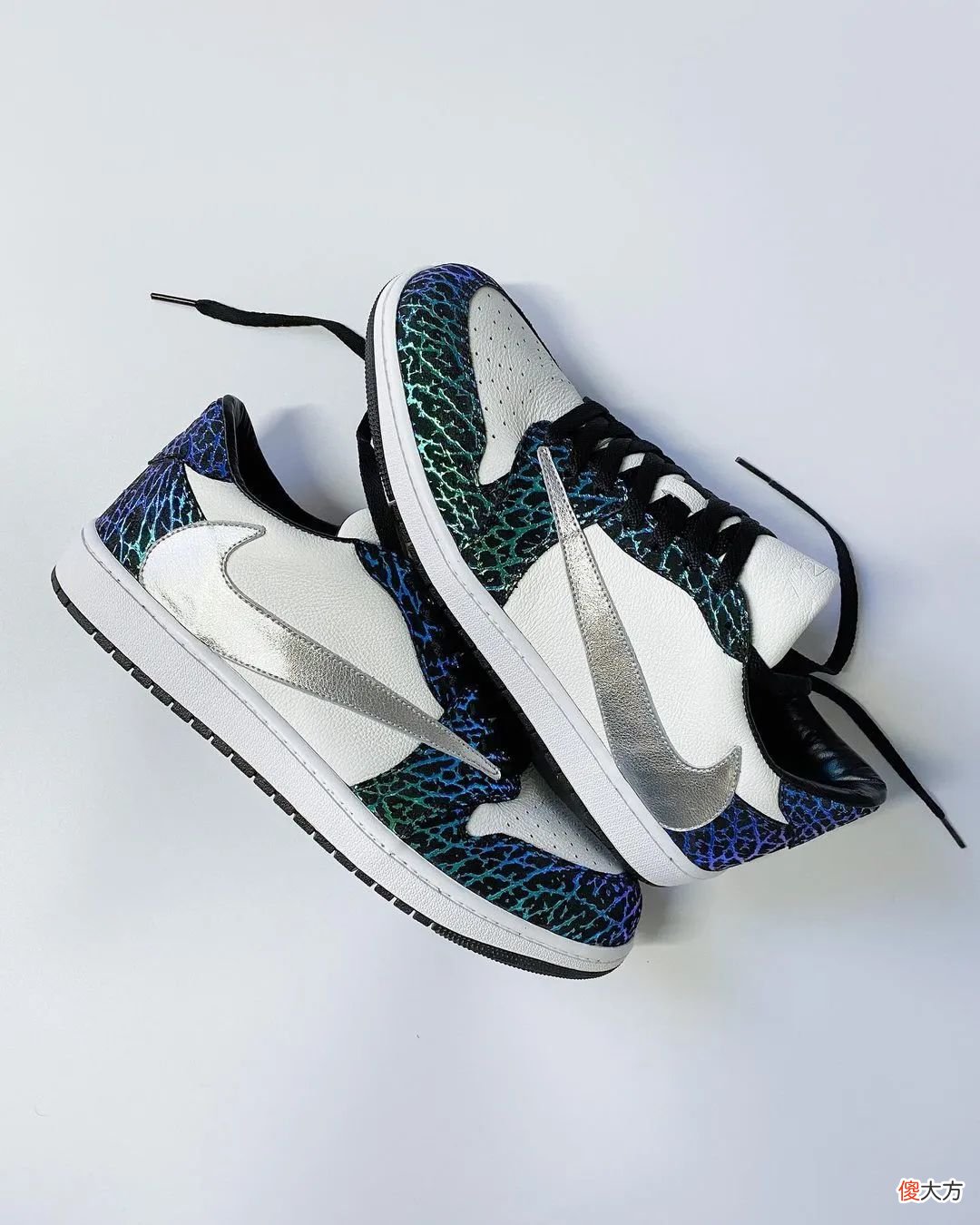 【就爱时尚】“倒钩”AJ1 新配色太帅了!还用上了爆裂纹设计!