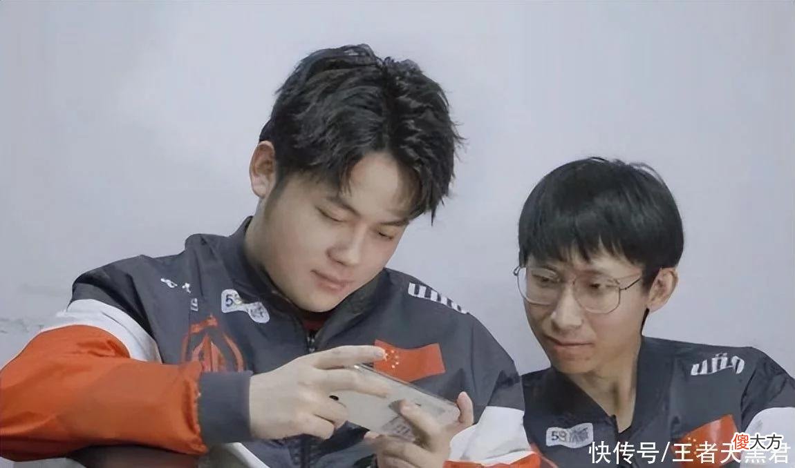 【游戏迷】AG和estar打满,忆安的缺点明显,在S组谁都打不过,未必比啊泽强