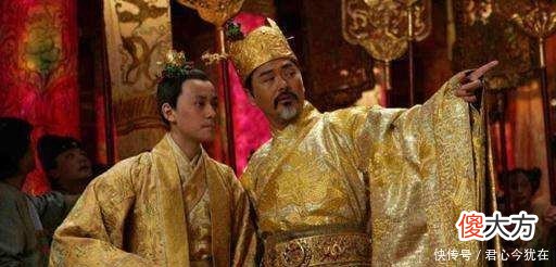 【爱历史】胡子白了，太子仍没登基，于是找皇帝说了句话皇帝连连夸赞他！