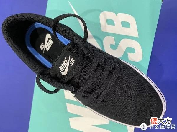 【时尚一点】可能是最实惠的板鞋，Nike SB Portmore II Solar CNVS
