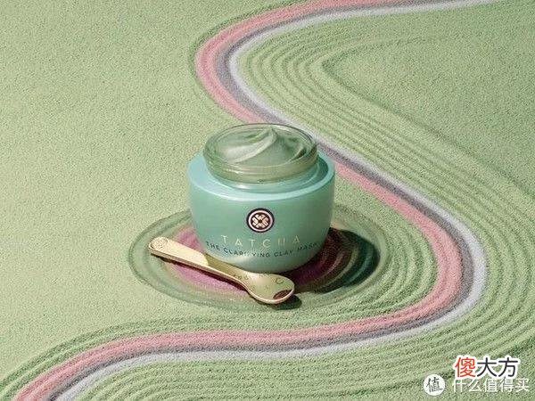 【就爱时尚】兰蔻「星河」限定唇膏礼盒；润百颜咖啡净透泥膜；卡姿兰琉光底妆系列... | 新品速递