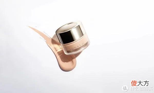 【就爱时尚】兰蔻「星河」限定唇膏礼盒；润百颜咖啡净透泥膜；卡姿兰琉光底妆系列... | 新品速递