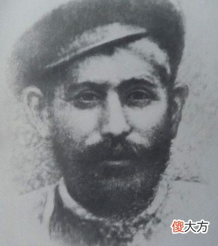 【历史故事】斯大林拥有至高权力，但他的个人生活却充满悲剧