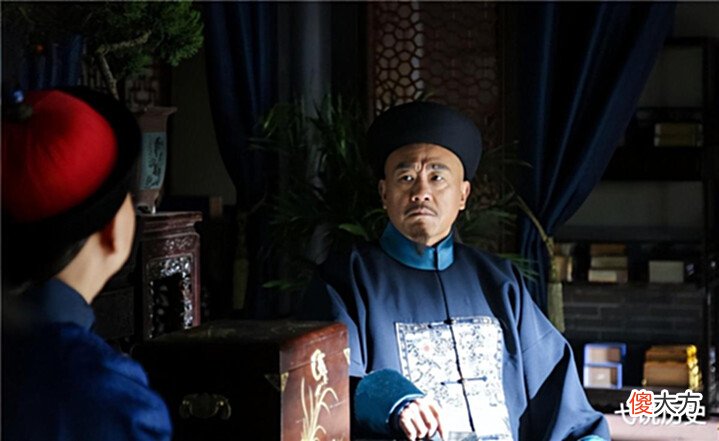 【历史故事】乾隆让刘墉跳河自尽,刘墉却回家洗了个澡才跳河,事后知其高明
