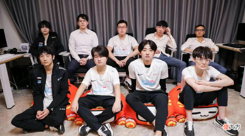 【游戏世界】Ale坦言后悔留在LNG！告知观众自己夏季赛首发无望