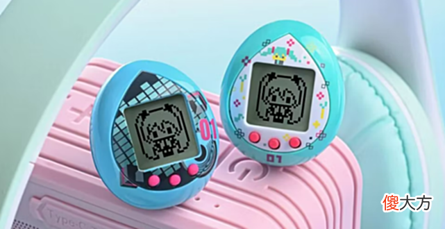 【游戏世界】初音未来版的拓麻歌子玩具发售，培育掌上虚拟偶像