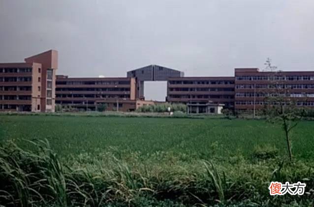 【历史故事】浙江宁波老照片：那时都是一些低矮的房屋，如今已经大变样了