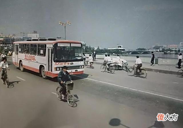 【历史故事】浙江宁波老照片：那时都是一些低矮的房屋，如今已经大变样了