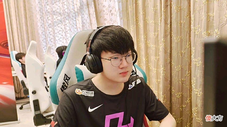 【游戏迷】LMS热议RA不敌JDG：看过北川和Sofm，乐言送法挺粗暴