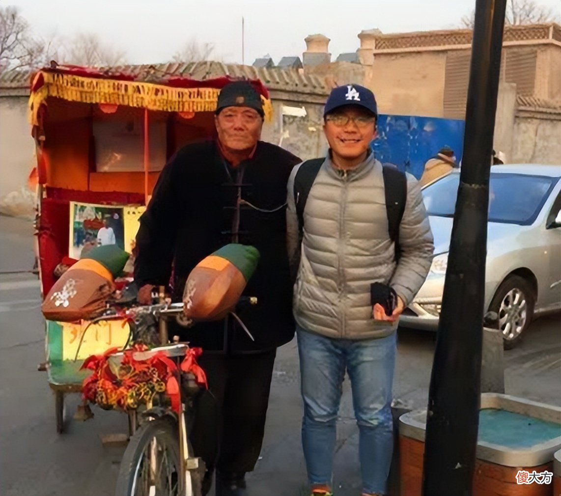 【历史故事】爱新觉罗的后裔安林，在京城蹬了40年三轮车，一小时150元不讲价