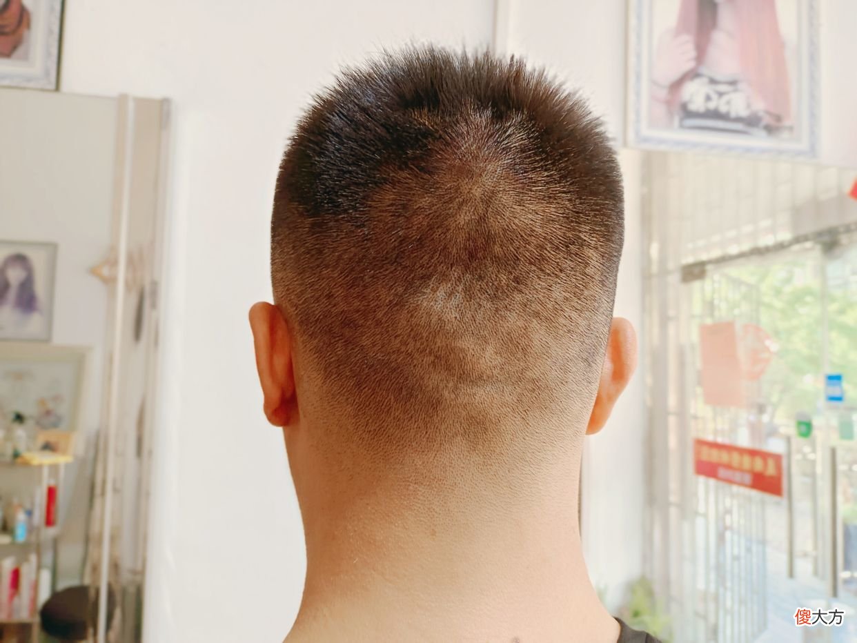 【时尚一点】越剪越帅气的男士发型，选这三种错不了，清爽利落真有型