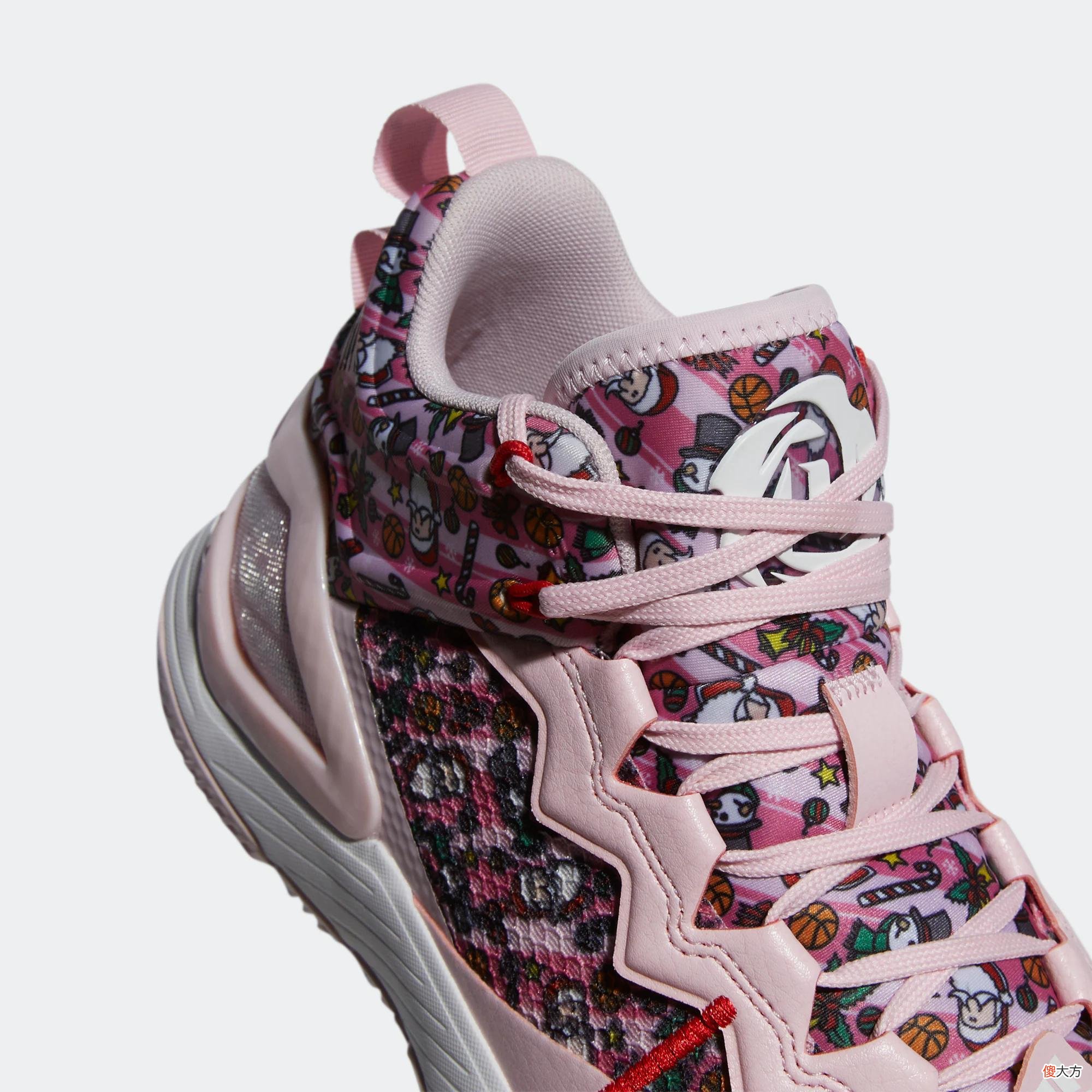 【时尚一点】Adidas D Rose Son of Chi“圣诞”配色发布！提前半年登场的配色
