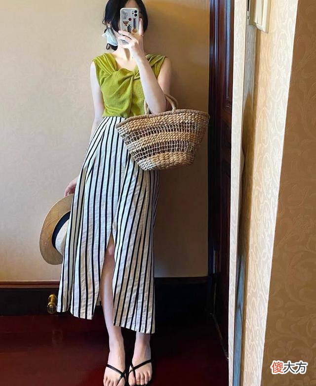 【时尚一点】个头矮小的女人夏季穿裙子的注意事项，让你穿得更好看